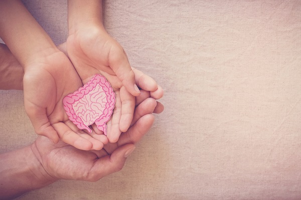 Cara tradisional mengatasi perut kembung pada bayi - ibudanbalita